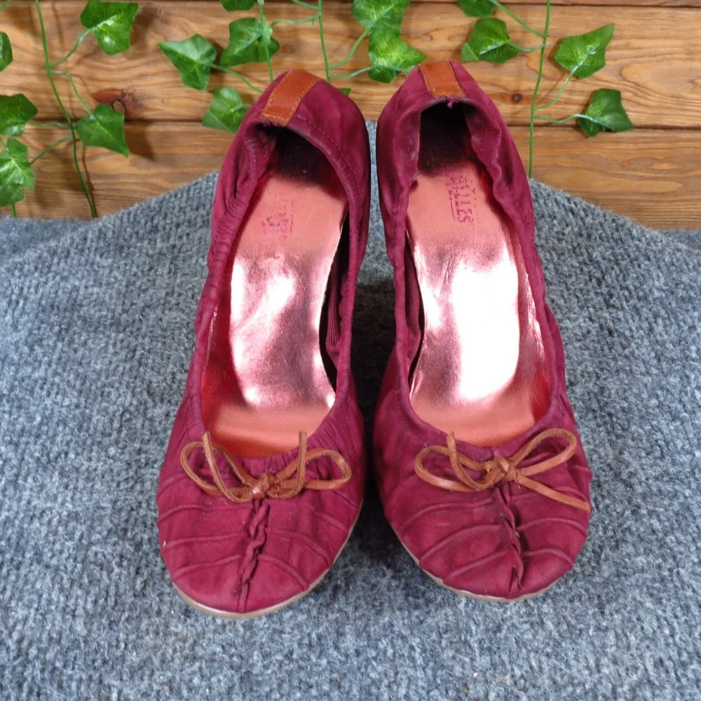 Seychelles burgundy suede